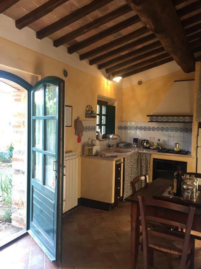 Agriturismo Erta Βίλα Casole dʼElsa Εξωτερικό φωτογραφία